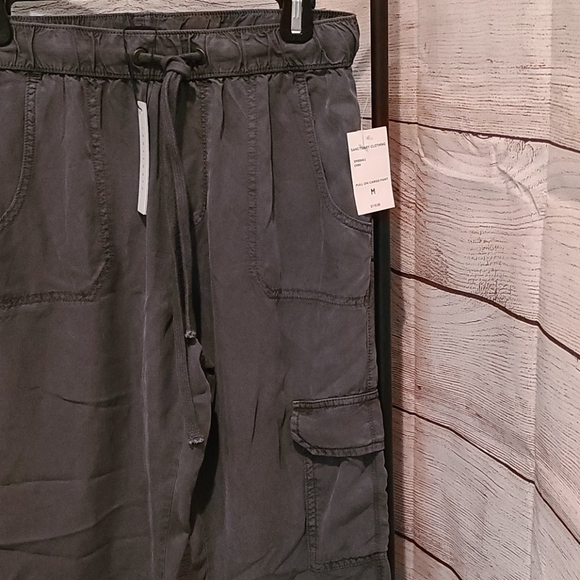 Sanctuary DISTRESSED CARGO PANTS NWT - Picture 4 of 9